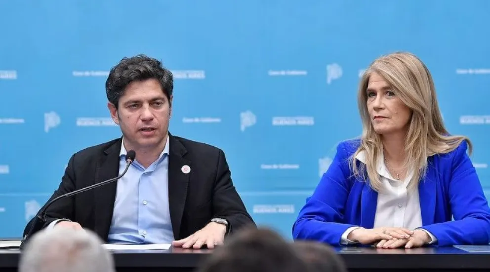 El gobernador de Buenos Aires, Axel Kicillof y su vice, Verónica Magario.