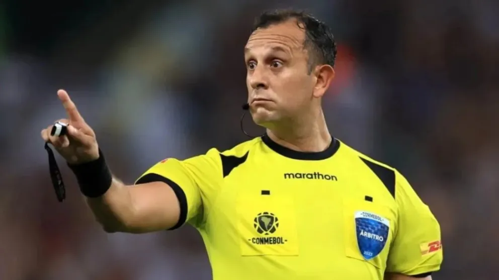 En la Bombonera. Darío Herrera dirigirá el Boca-Racing del sábado.