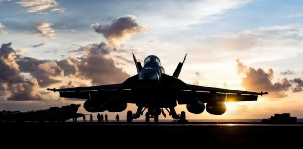 Ingresaron aviones F-18 de Estados Unidos y sobrevolaron Venezuela por 40 minutos. 