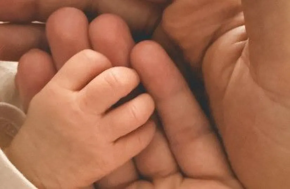 Ternura. La imagen que acompañó el posteo de bienvenida a Justina González Ortiz.