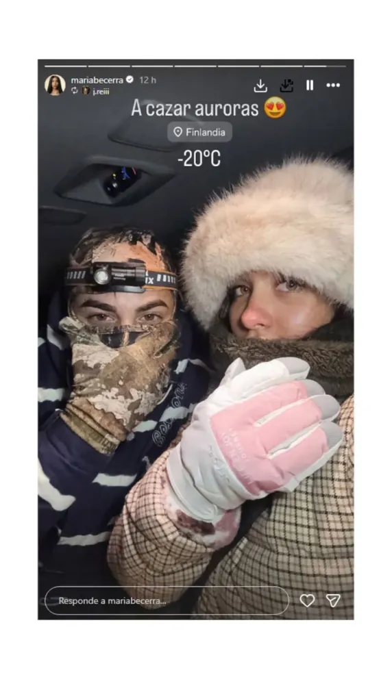 María Becerra y J Rei viajaron a Finlandia para cumplir el sueño de ver las auroras boreales. 