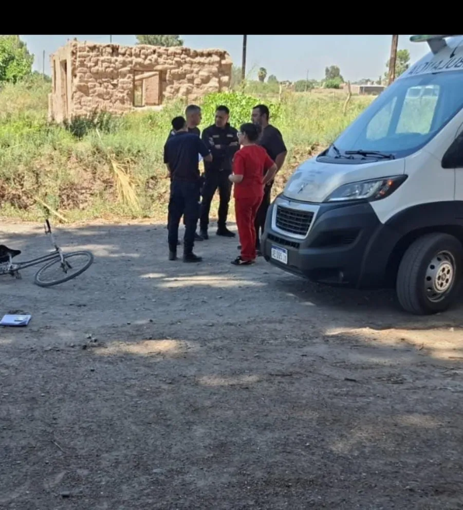 Tragedia. El lugar donde cayó de su bicicleta Eduardo Álvarez, de 48 años, y perdió la vida.