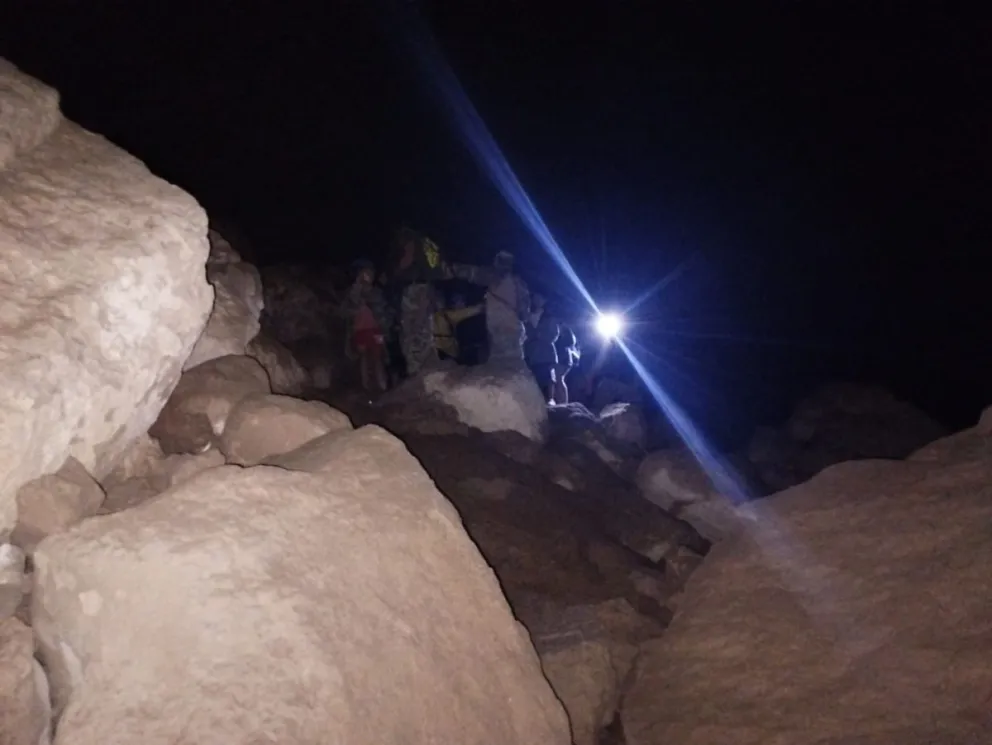 Poca visibilidad y lodo, las dificultades del rescate de los 27 niños en El Castillito. 