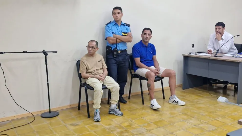 A la izquierda, Mauricio "Pitufo" Rodríguez y a la derecha, Leonardo Matías Vivares 