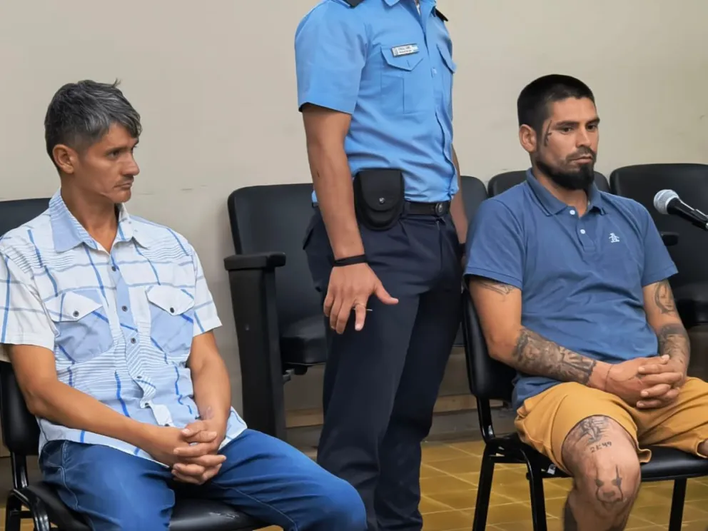 De izquierda a derecha:  Jonathan “El Tartamudo” Arancibia y Alejandro Lara Firmapaz. Fotos 0264Noticias.