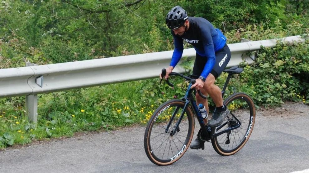 Scaloni y su amor por el ciclismo.