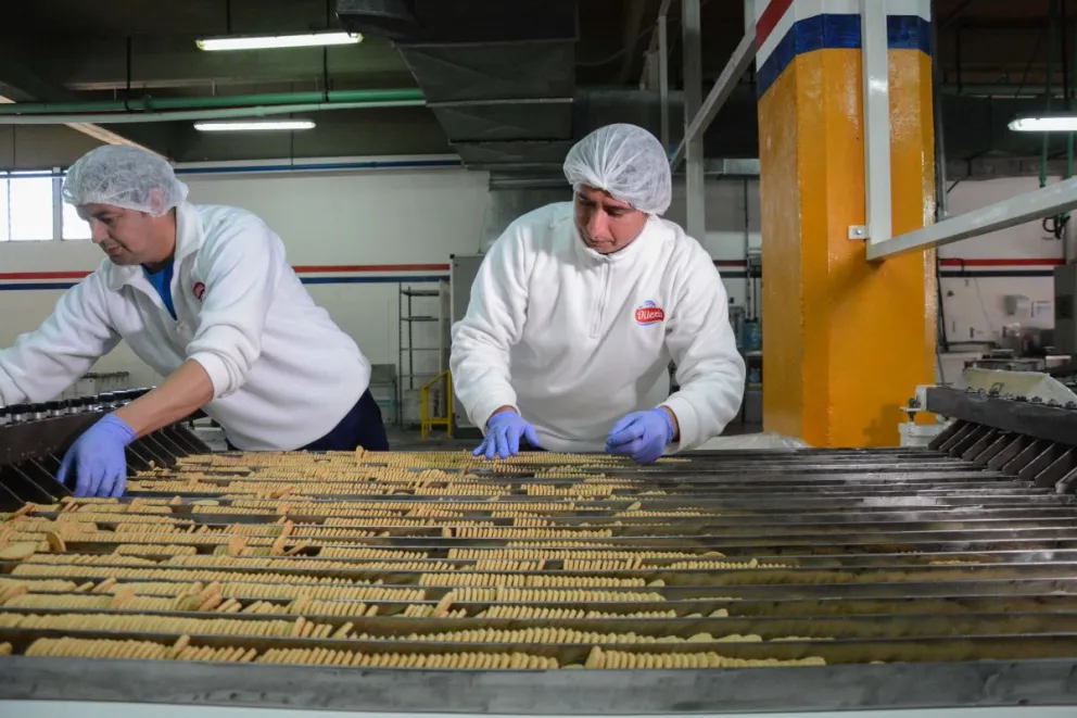 La fábrica de galletitas de Albardón cambió de dueño y se mantuvieron los puestos de trabajo.