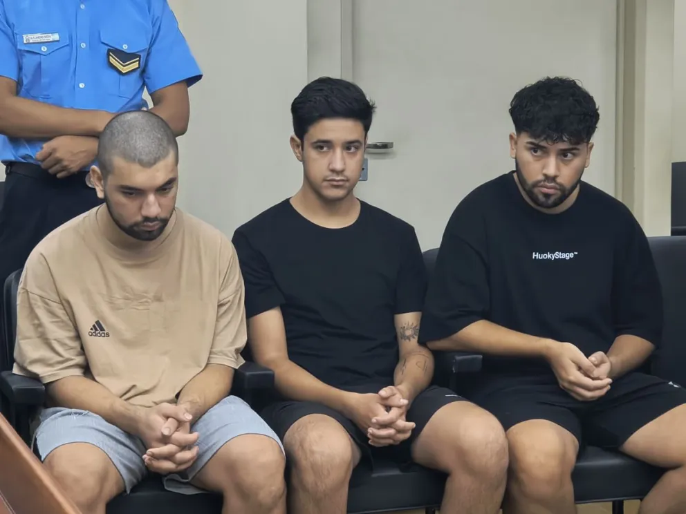 De izquierda a derecha: Jonatan Marcó, Facundo Banega y Alexis Marcó 