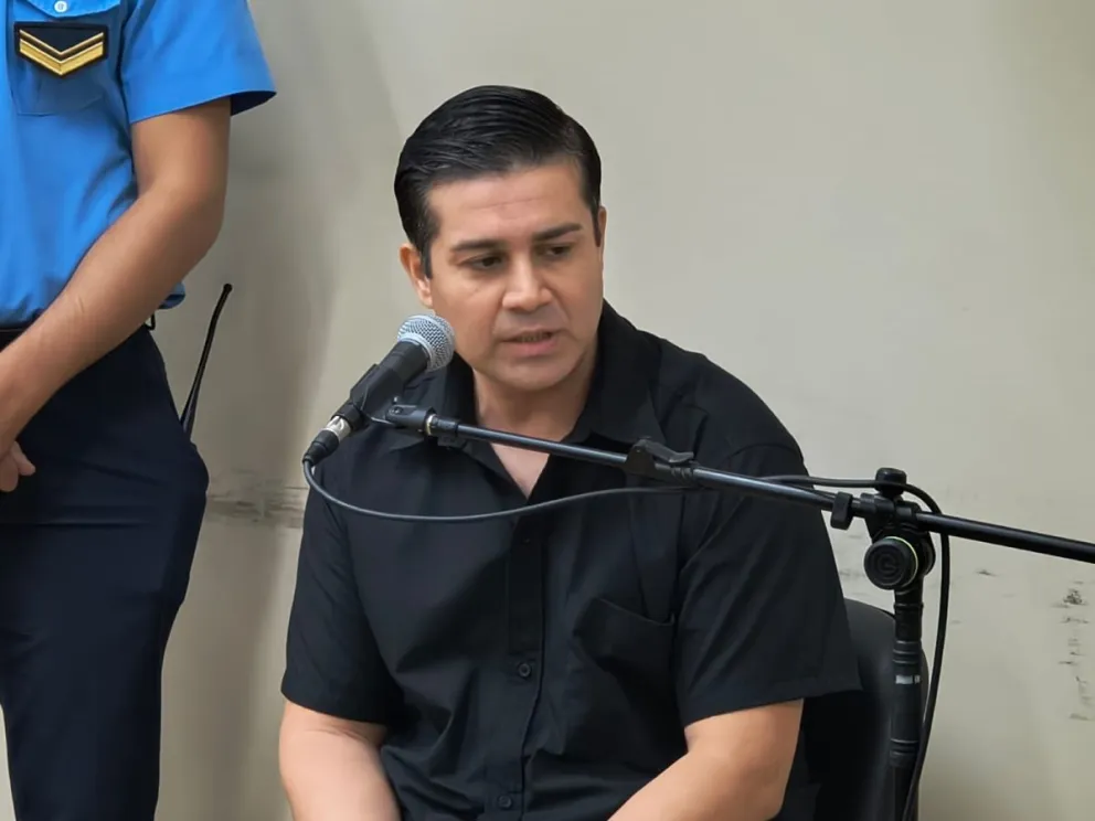 El gendarme acusado de golpear a los dos niños que iba a adoptar. Foto 0264Noticias.