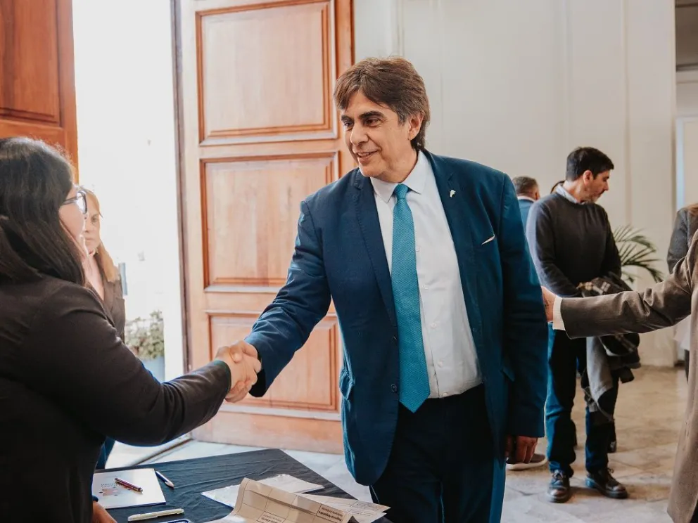 El ministro de Economía, Hacienda y Finanzas, Roberto Gutiérrez, había expresado su preocupación por la baja de recursos nacionales. 