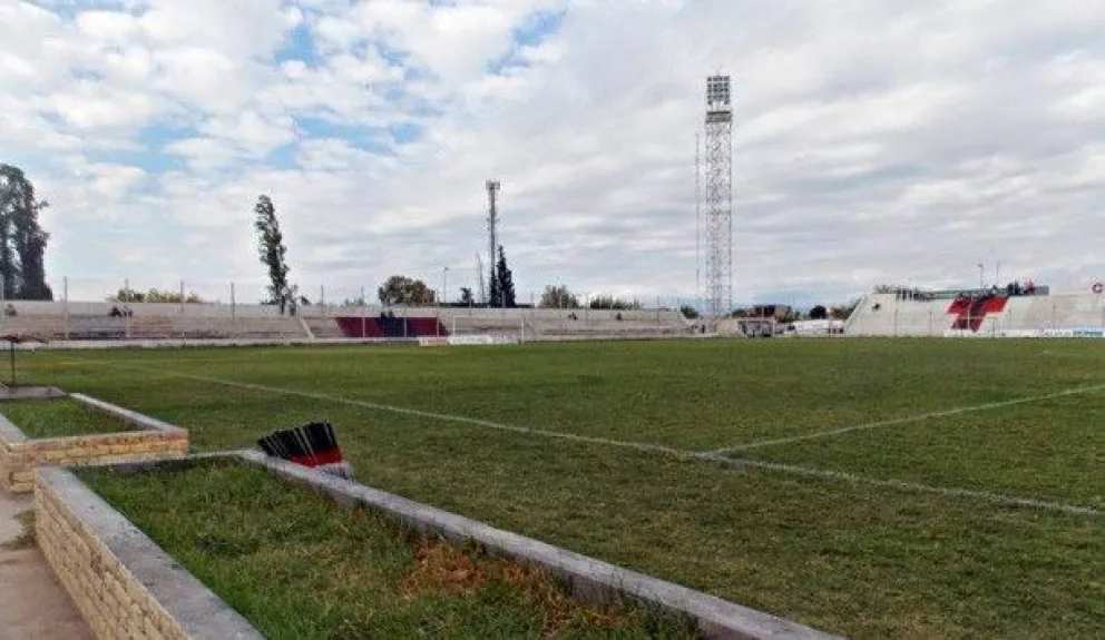El estadio de Trinidad será el epicentro de Desamparados-Colón, el próximo sábado.