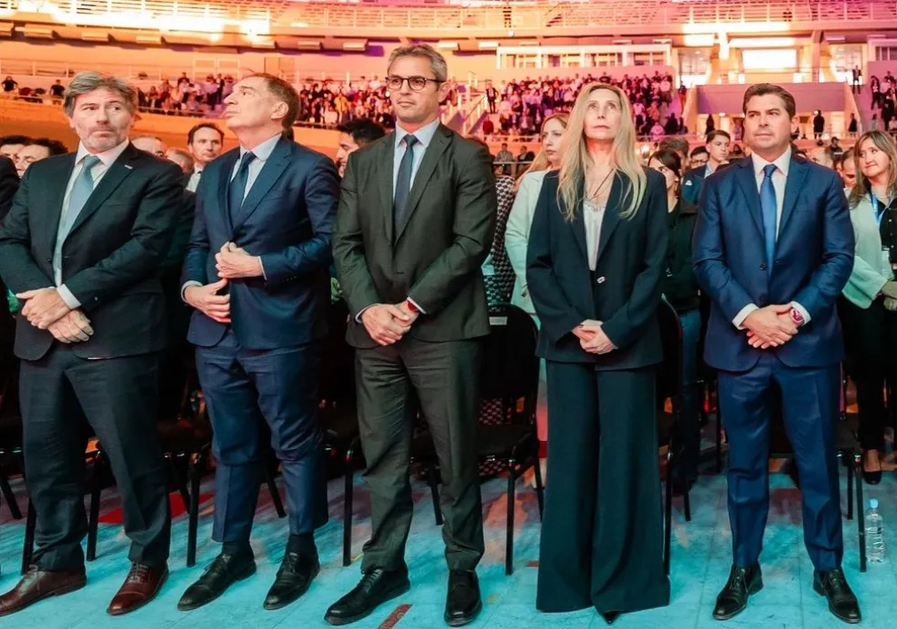 Presencia. El ministro Juan Bautista Mahiques (primero desde la izquierda) participó de las actividades de la Feria Minera.