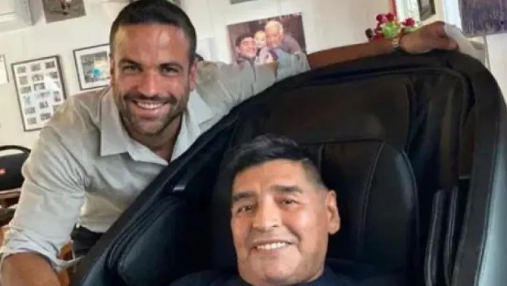 Diego Maradona y el psicólogo, Carlos Díaz.