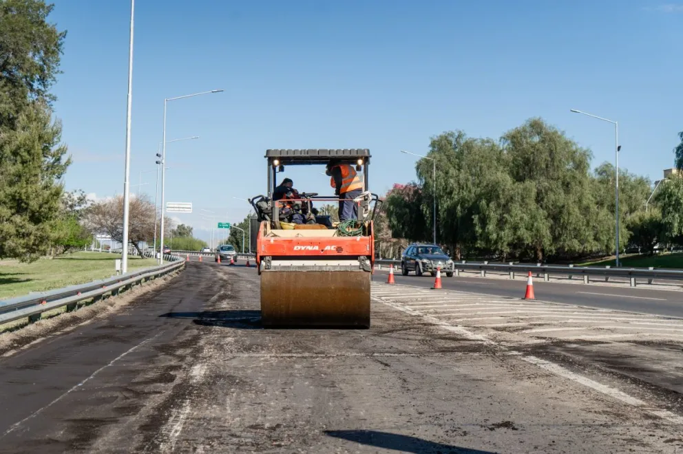 La pavimentación de la Circunvalación fue anunciada por el gobernador Marcelo Orrego.
