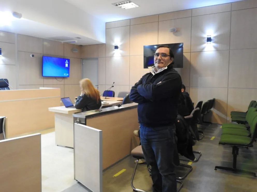 Este es el puntero político Romeo Isidoro Saavedra