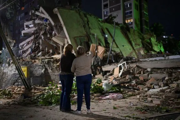 Hay al menos 164 muertos y más de 971 heridos por el terremoto en Venezuela
