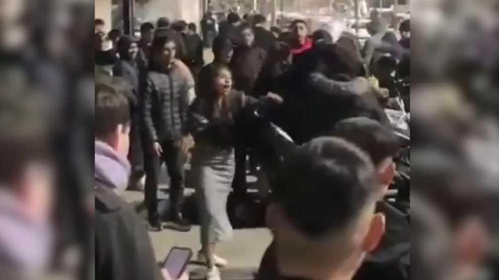Fotocaptura del video tras la pelea.