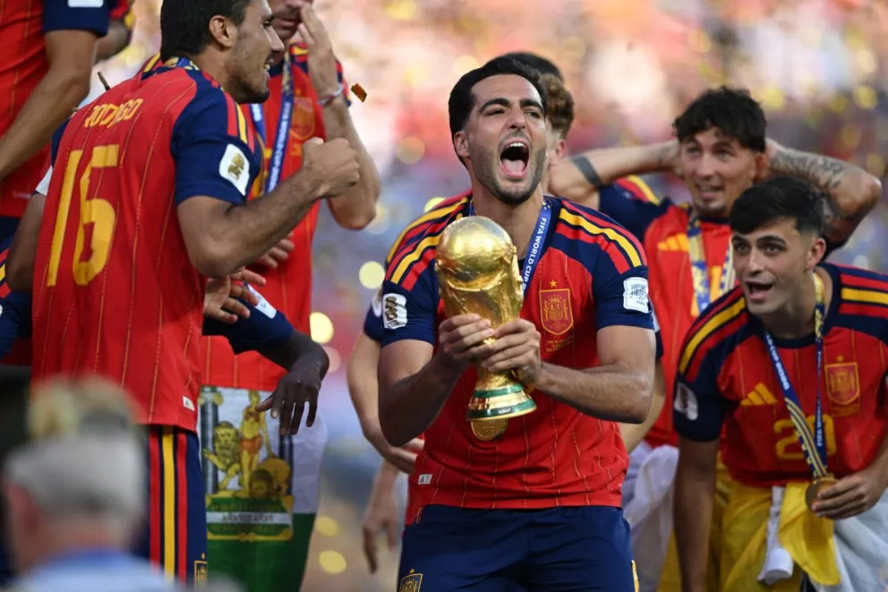 Los españoles festejan el segundo título Mundial de su historia.