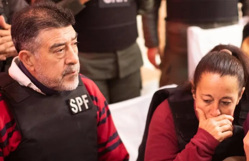 El capitán de navío retirado Carlos Pérez y su esposa, María Victoria Caillava, son parte del principal grupo de imputados.