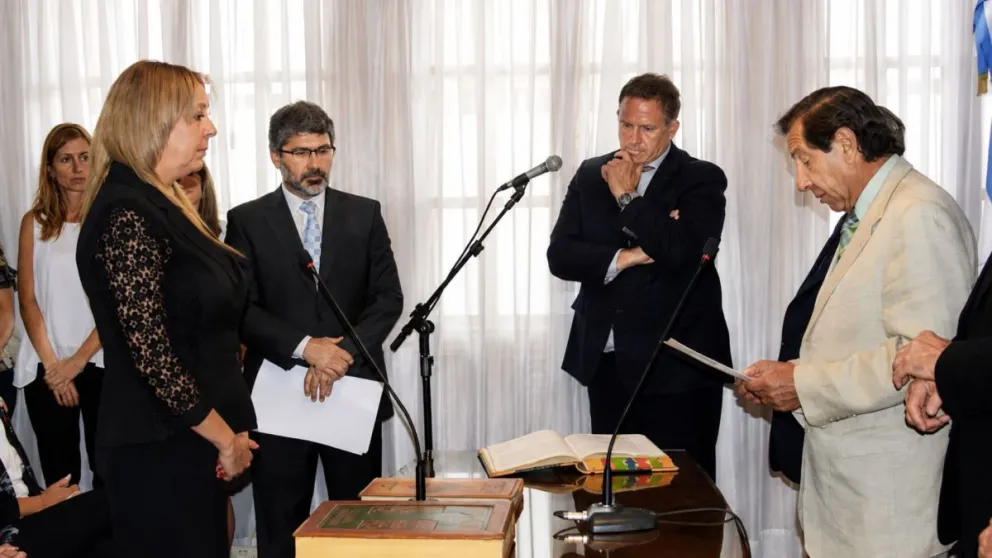 Luciana Salvá asumió el 13 de diciembre de 2017 como jueza de Paz de Caucete, luego del concurso que disparó el Consejo de la Magistratura y la designación de la Cámara de Diputados.