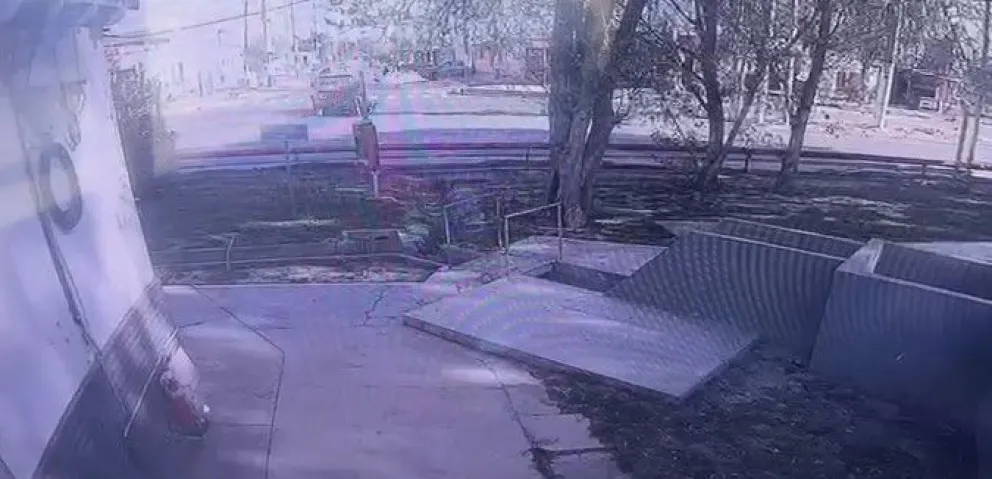 Letal. El momento del impacto que se cobró la vida de Nahuel Córdoba, de 23 años, el pasado domingo en la siesta.