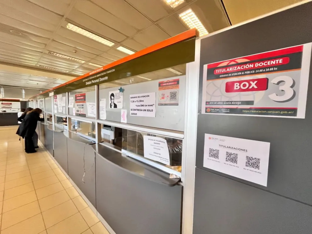 La oficina de titularización docente se encuentra en el segundo piso del Centro Cívico.
