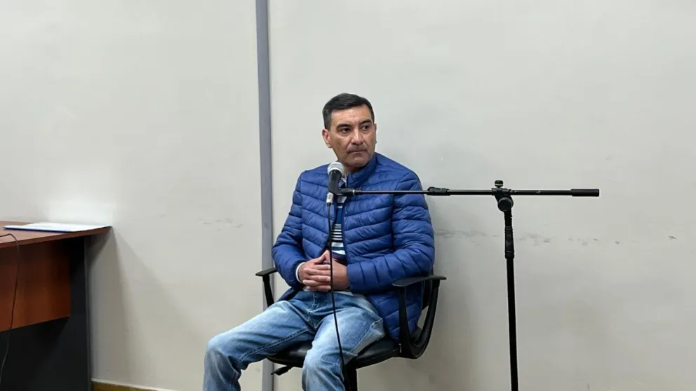 Jorge Herrea, empleado administrativo de la Municipalidad de Caligasta esta siendo investigado por una denuncia impuesta por el intendente del departamento: Foto 0264Noticias.