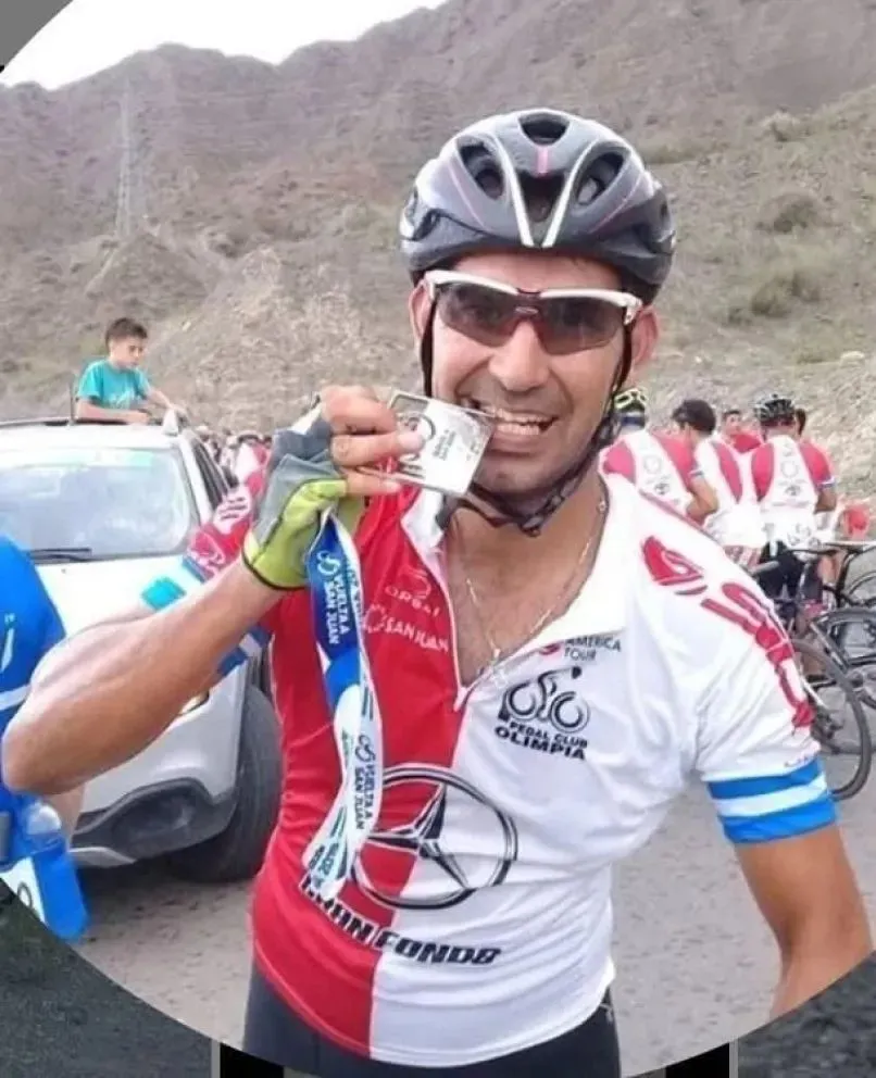 Carlos 'Pollo' Comastri es un reconocido biker y chofer de la Red Tulum.