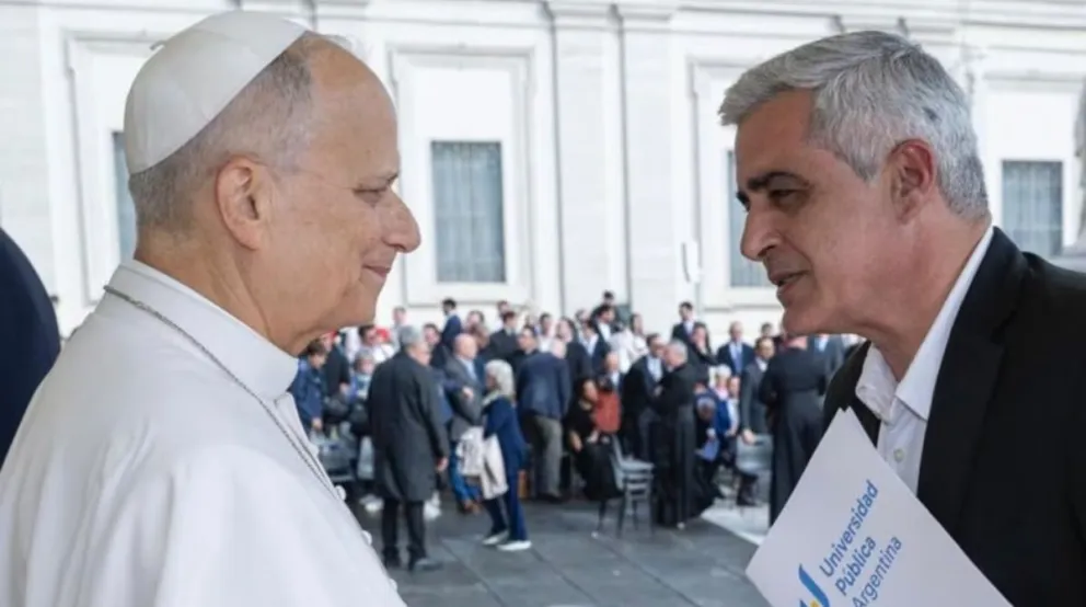 Papa León XIV y Franco Bartolacci, presidente del CIN.