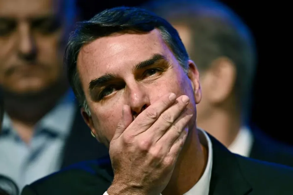 Flavio Bolsonaro.