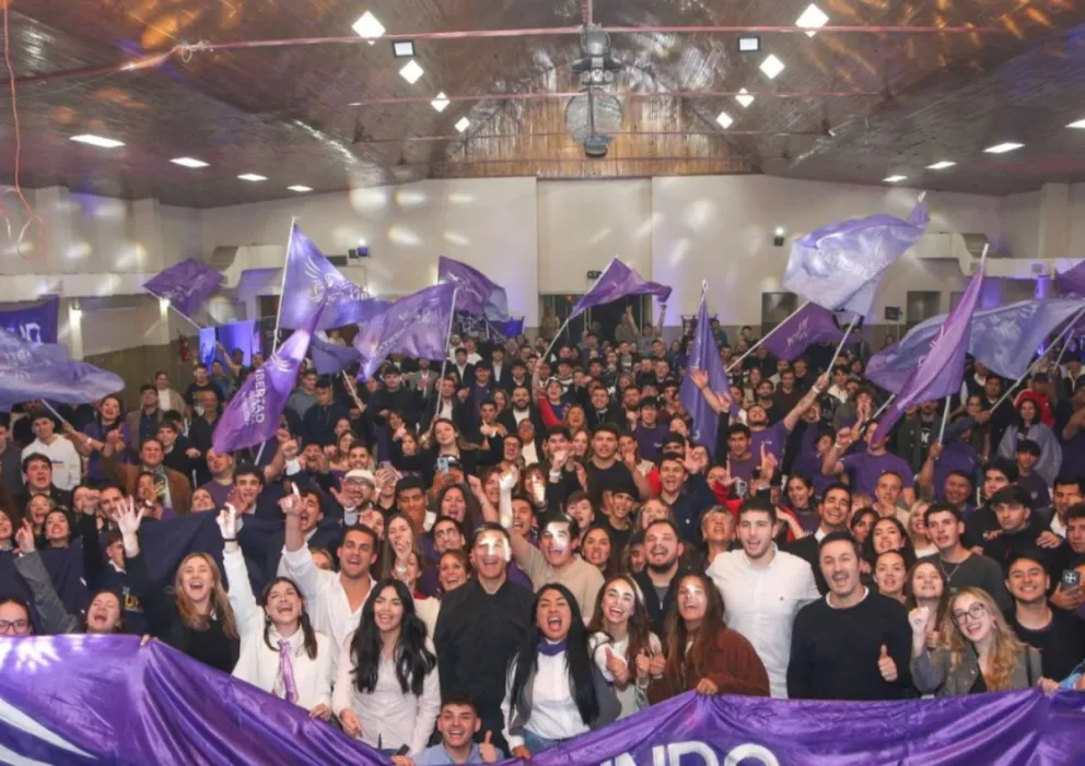 FOTO DE LA JUVENTUD LIBERTARIA EN MENDOZA