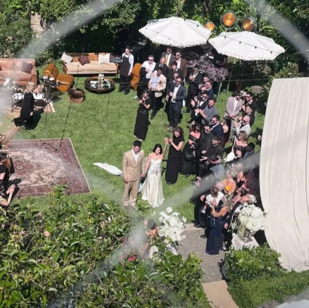 Lali y Pedro, durante la ceremonia de casamiento de este sábado.